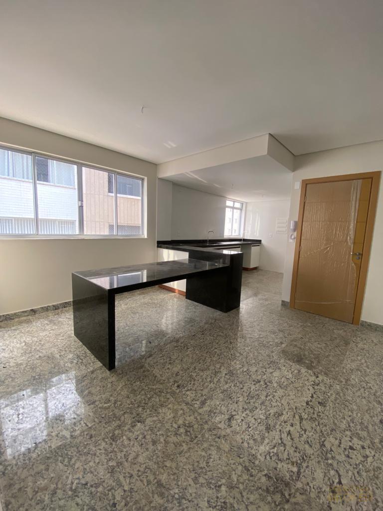 Apartamento à venda, no Edifício Espírito Santo,  em Belo Horizonte, Lourdes, com 2 quartos, 74,19m² - Personal Broker MG